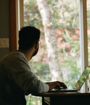 Pracując zdalnie możemy zmniejszyć zużycie prądu o 38 proc